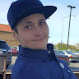 Meet your Posher, Aaron